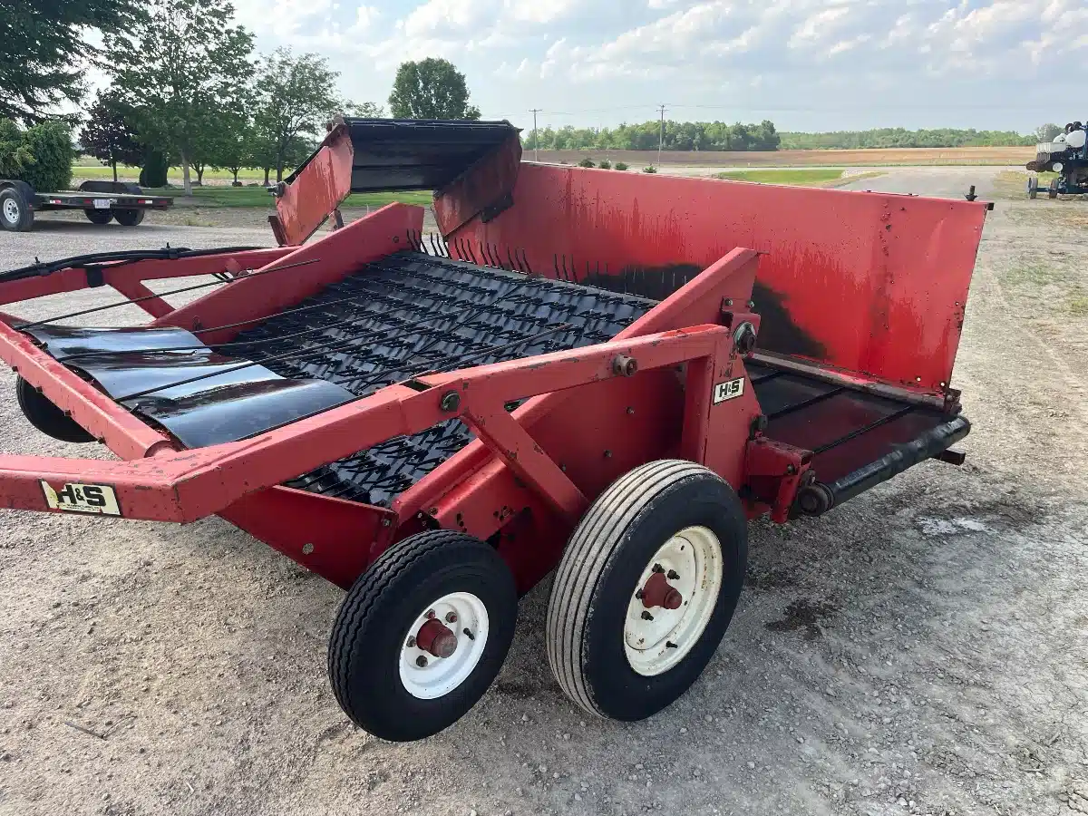 Gallery image 2 for Used 2002 H&S MM1 Windrow Inverter