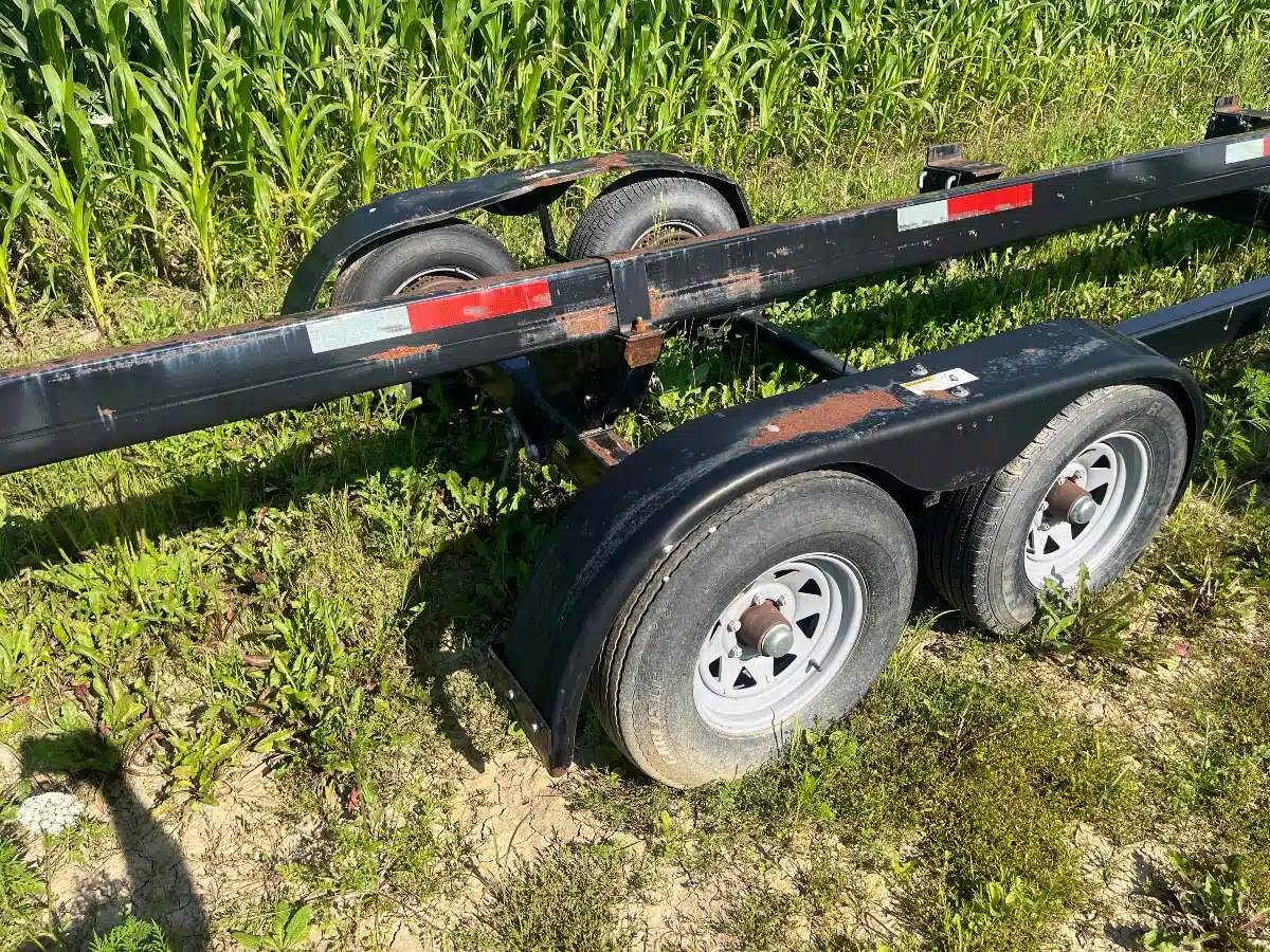 Gallery image 2 for Used Frontier HT1136 Header Cart