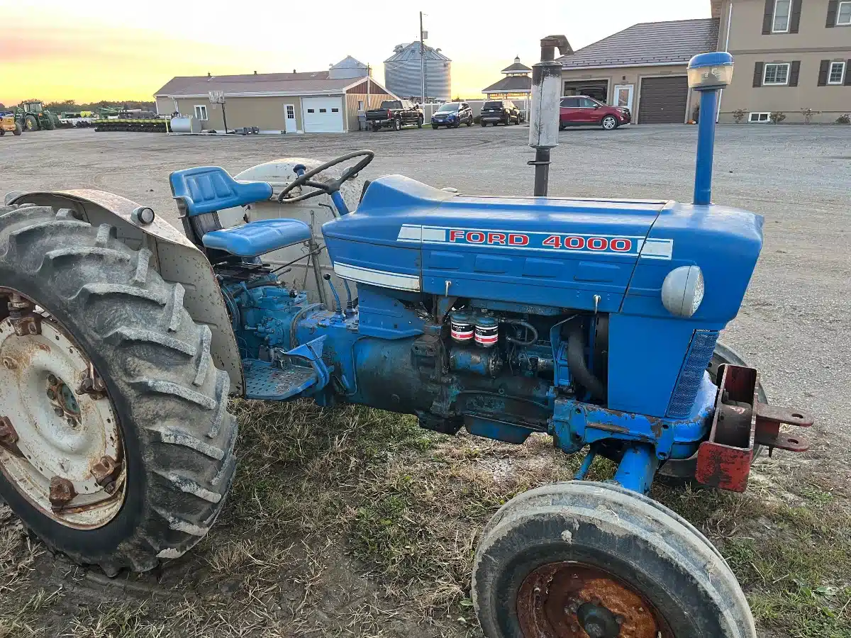 Gallery image 2 for Used Ford 4000 Tractor