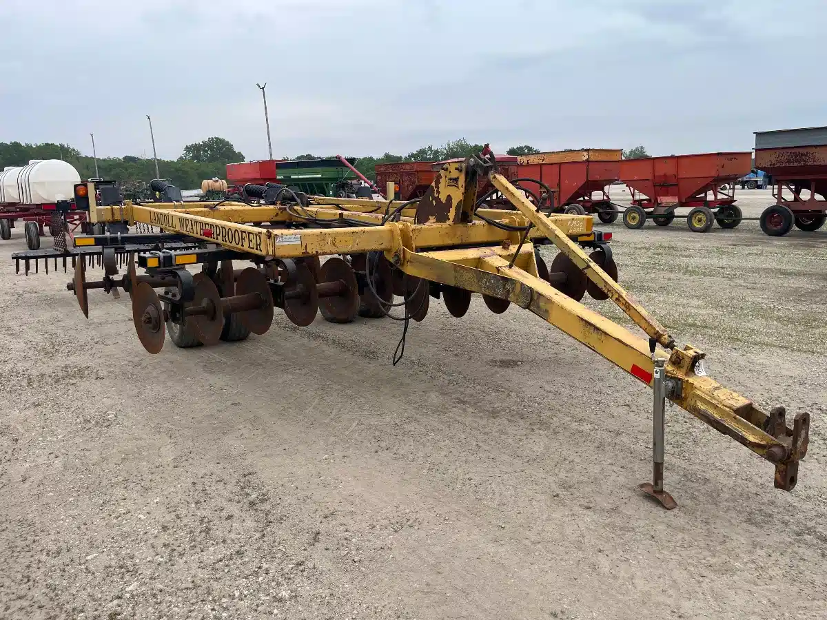Gallery image 1 for Used Landoll 2210 Disc Ripper