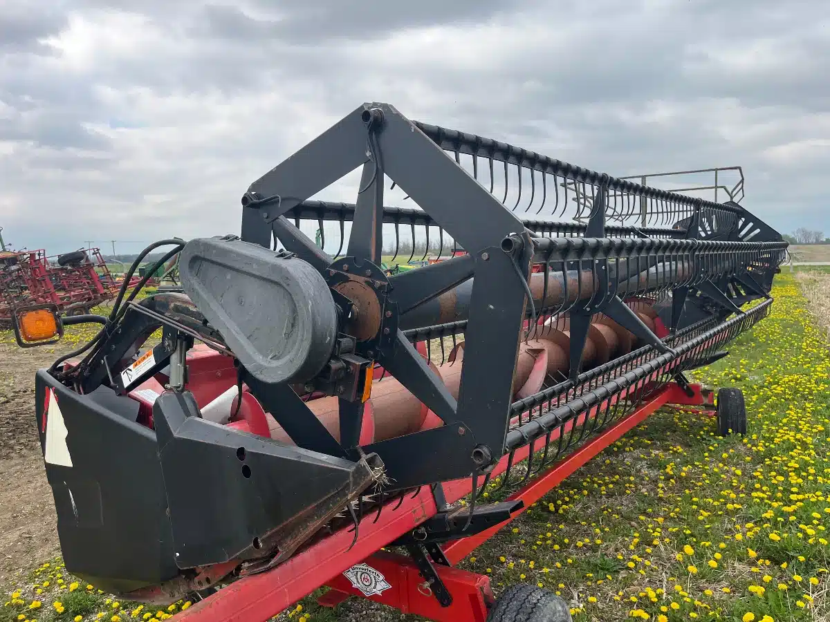 Gallery image 2 for Used Case IH 1020-20’ Header - Flex