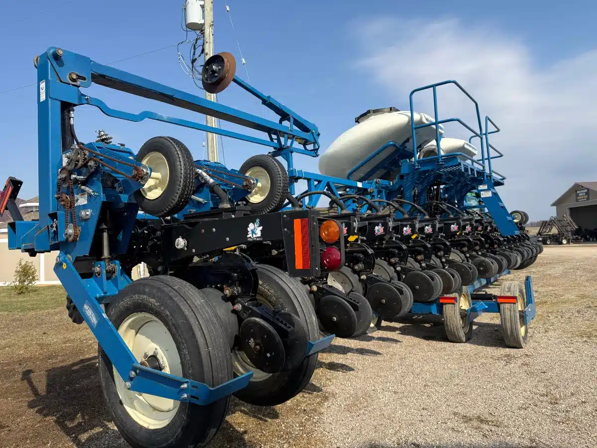Gallery image 2 for 2014 Kinze 3600 Planter