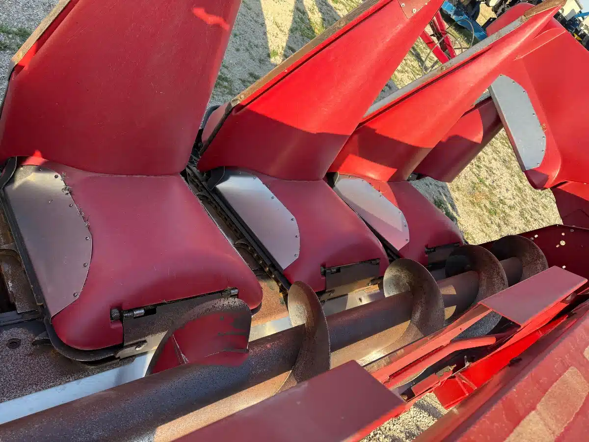 Gallery image 2 for Used Case IH 3406 Header - Row Crop
