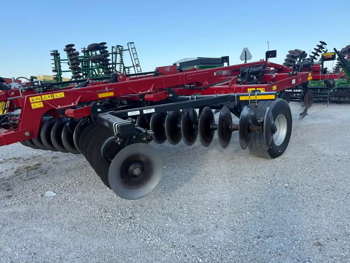 Gallery image 1 for Used 2019 Case IH ECOLO-TIGER 875 Disc Ripper