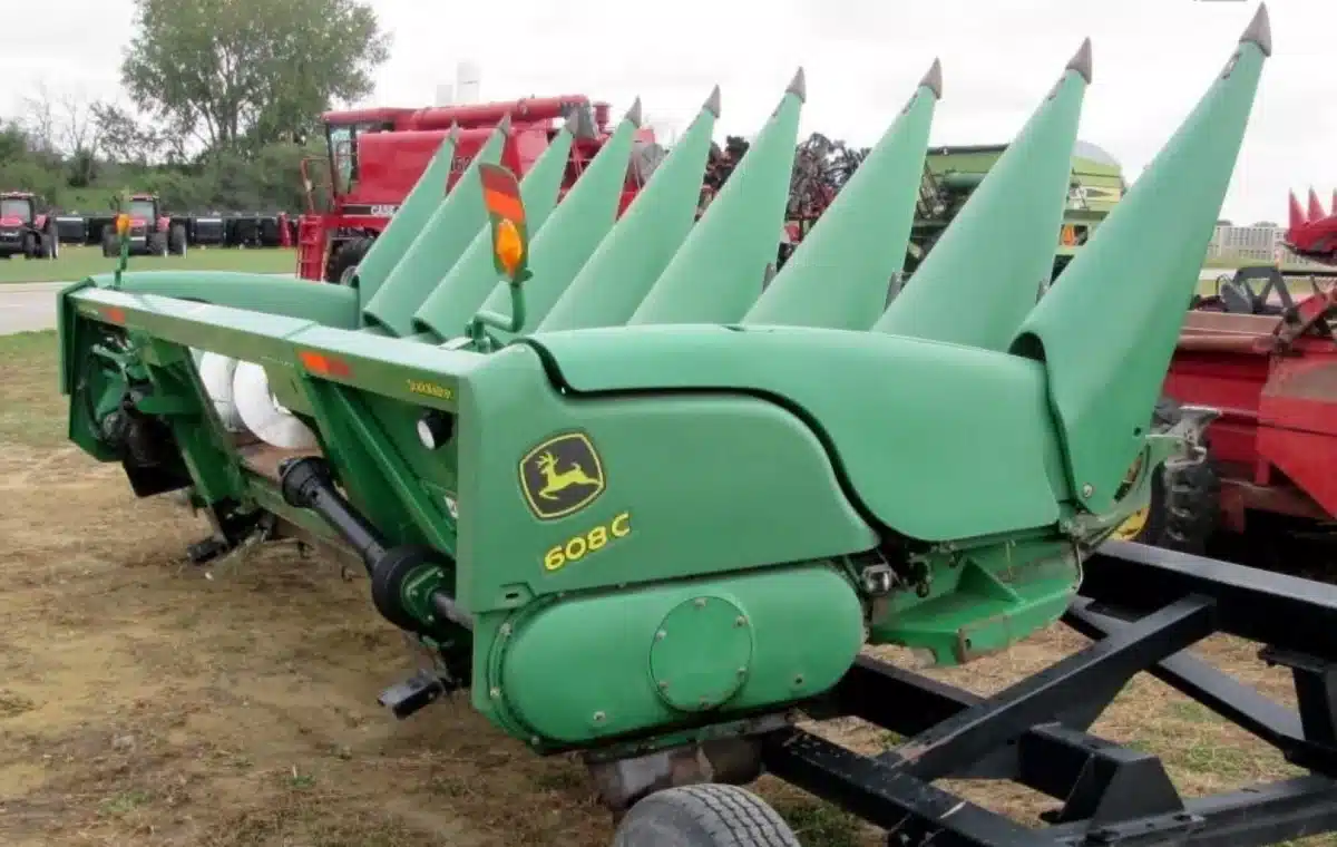 Gallery image 2 for Used 2008 John Deere 608C Header - Row Crop