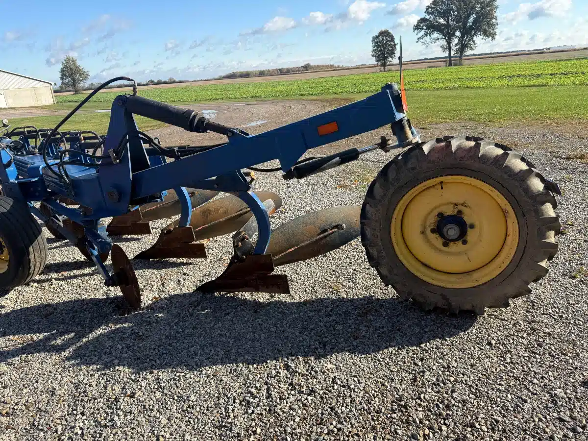 Gallery image 2 for Used Överum DTL5108H Plow