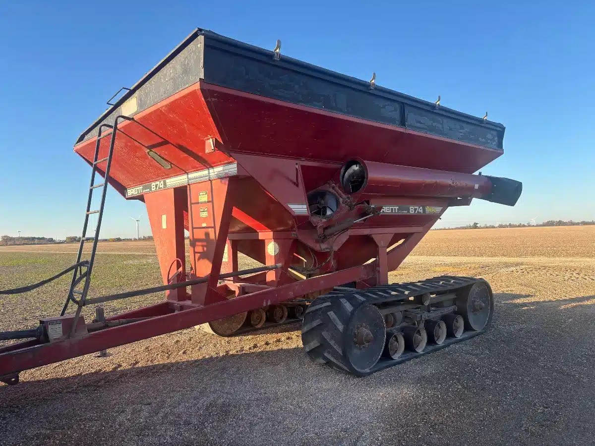 Used Unverferth 874 Grain Cart