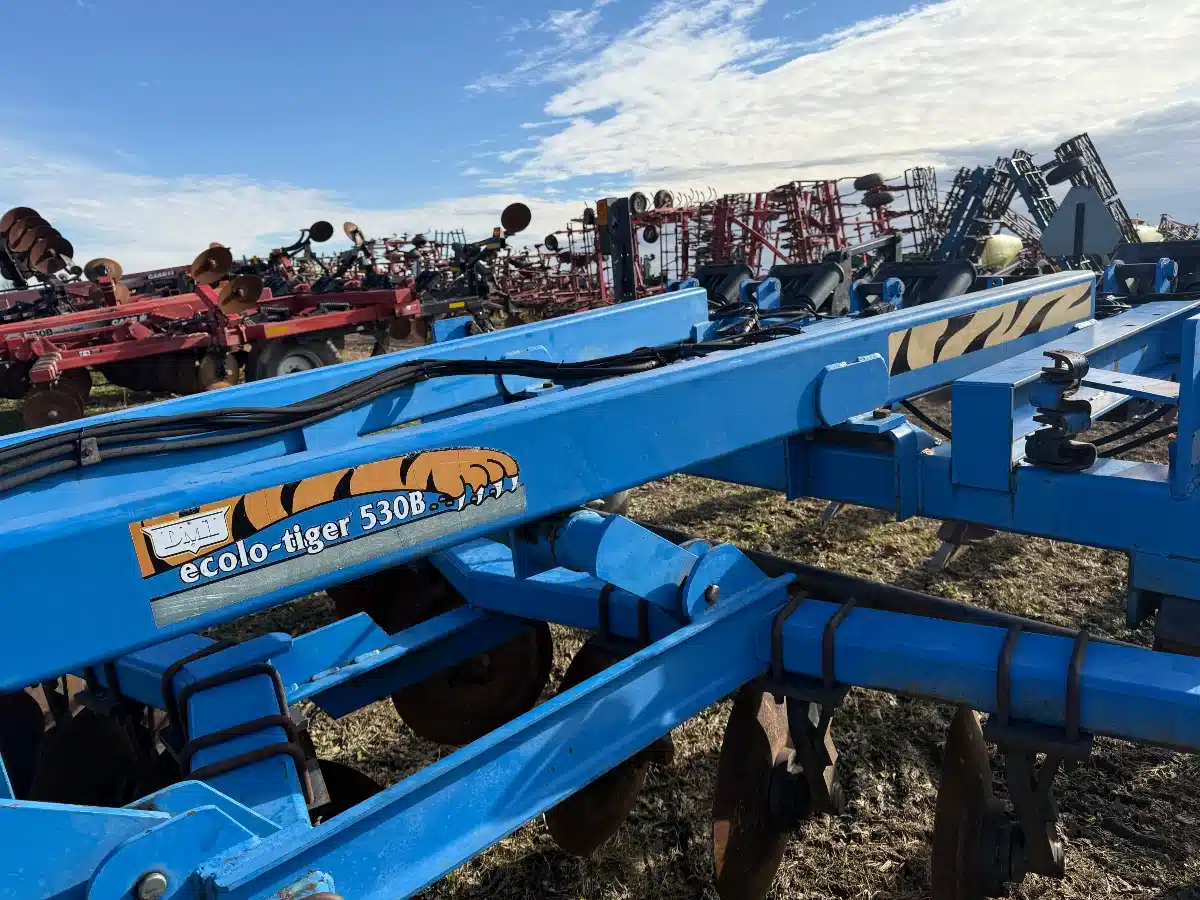 Gallery image 2 for Used DMI ECOLO-TIGER 530 Disc Ripper