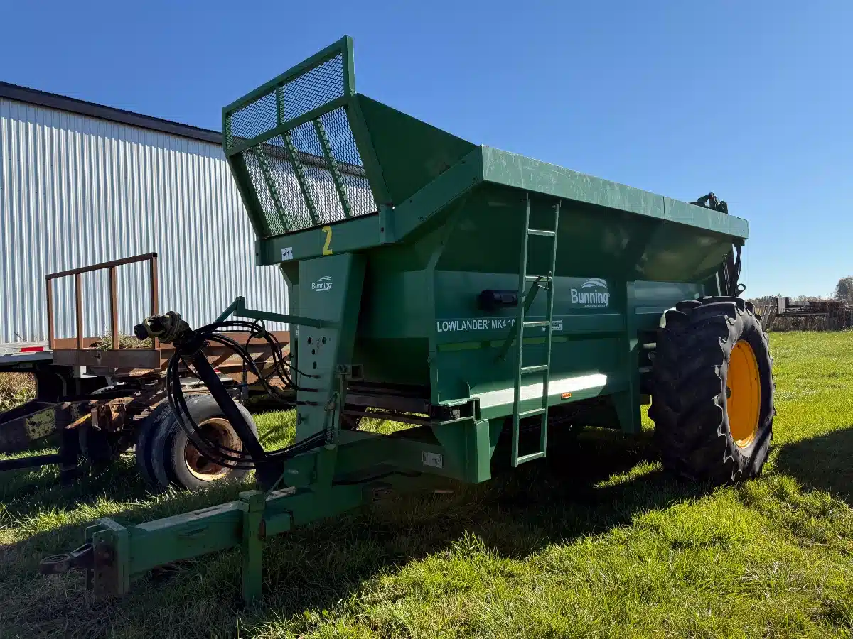 Used 2013 Bunning LOWLANDER MK4 105 Manure Spreader