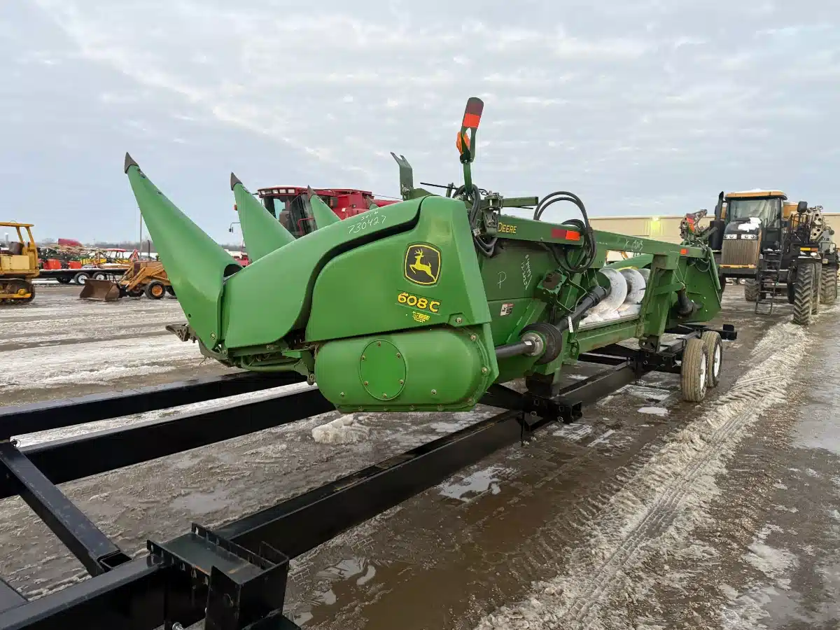 Gallery image 1 for John Deere 608C Header - Row Crop