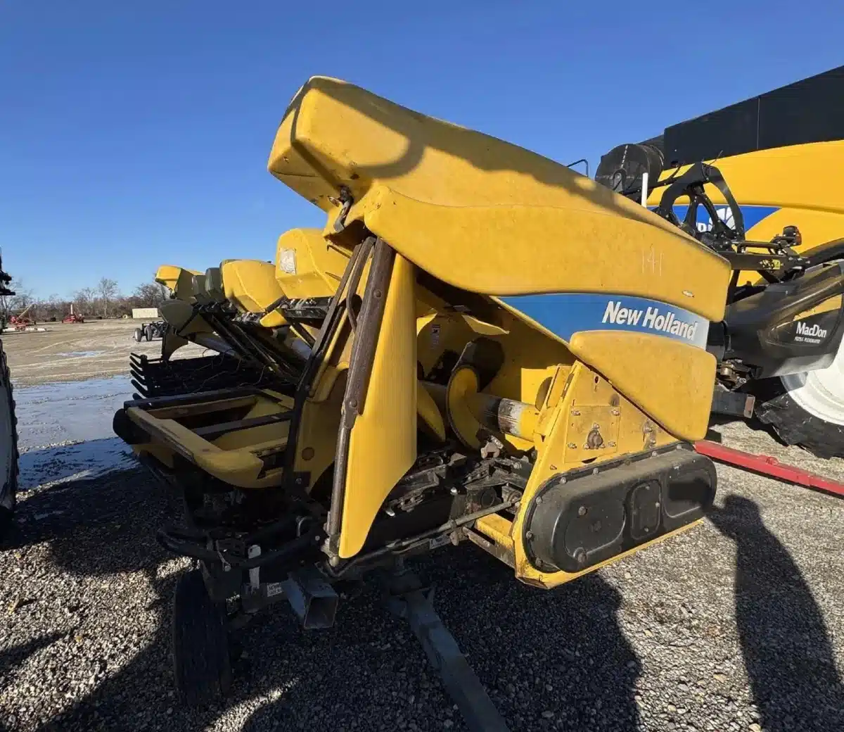 Used 2012 New Holland 98D Header - Row Crop