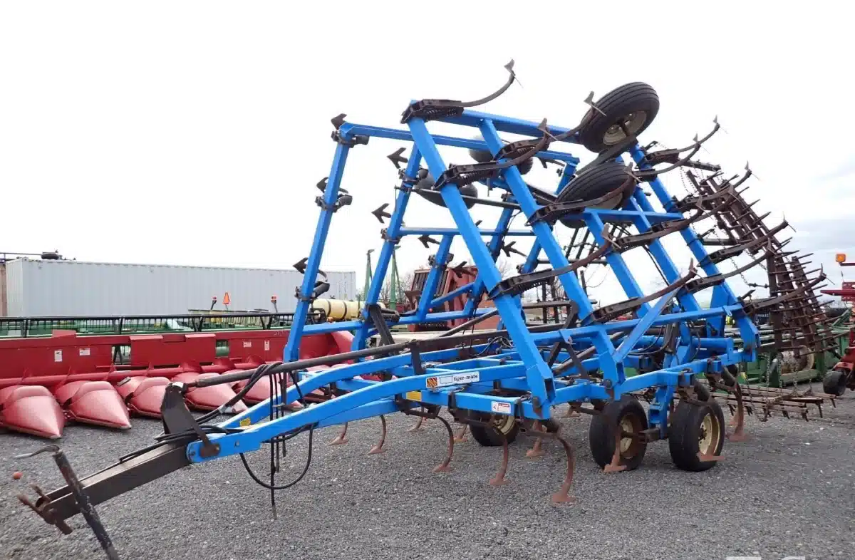 Gallery image 1 for DMI TIGER-MATE II Cultivator