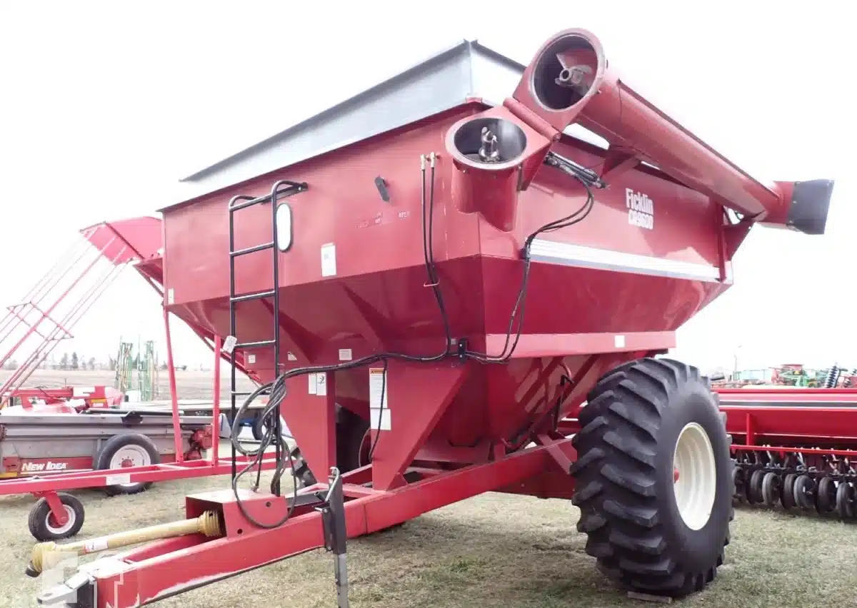 Gallery image 1 for Ficklin CA9600 Grain Cart