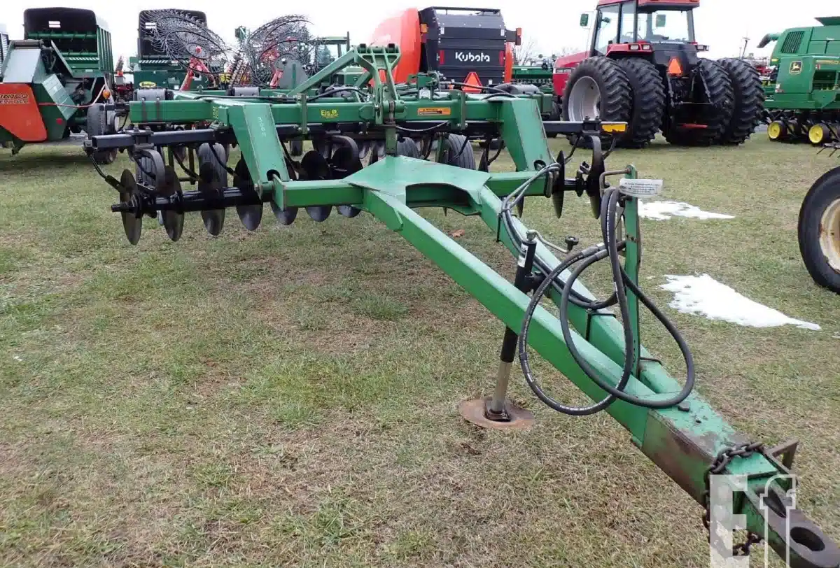 Gallery image 2 for John Deere 510 Disc Ripper