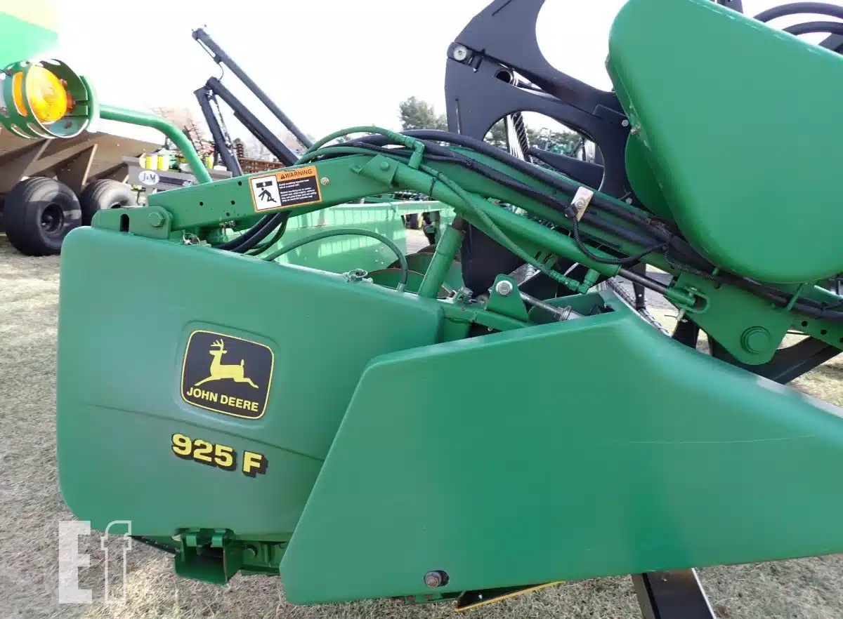Gallery image 2 for 2001 John Deere 925F Header - Flex