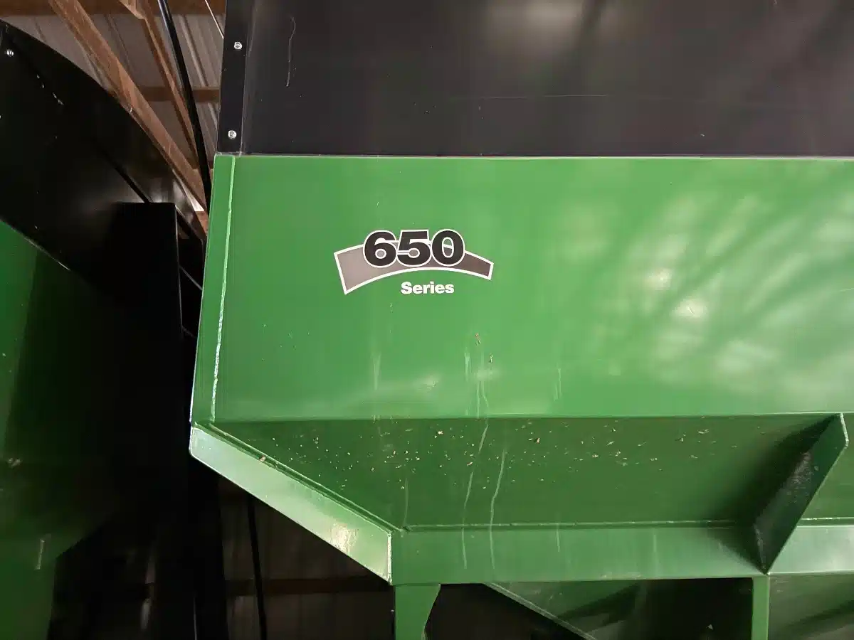 Gallery image 2 for Bach Run 650 Gravity Box