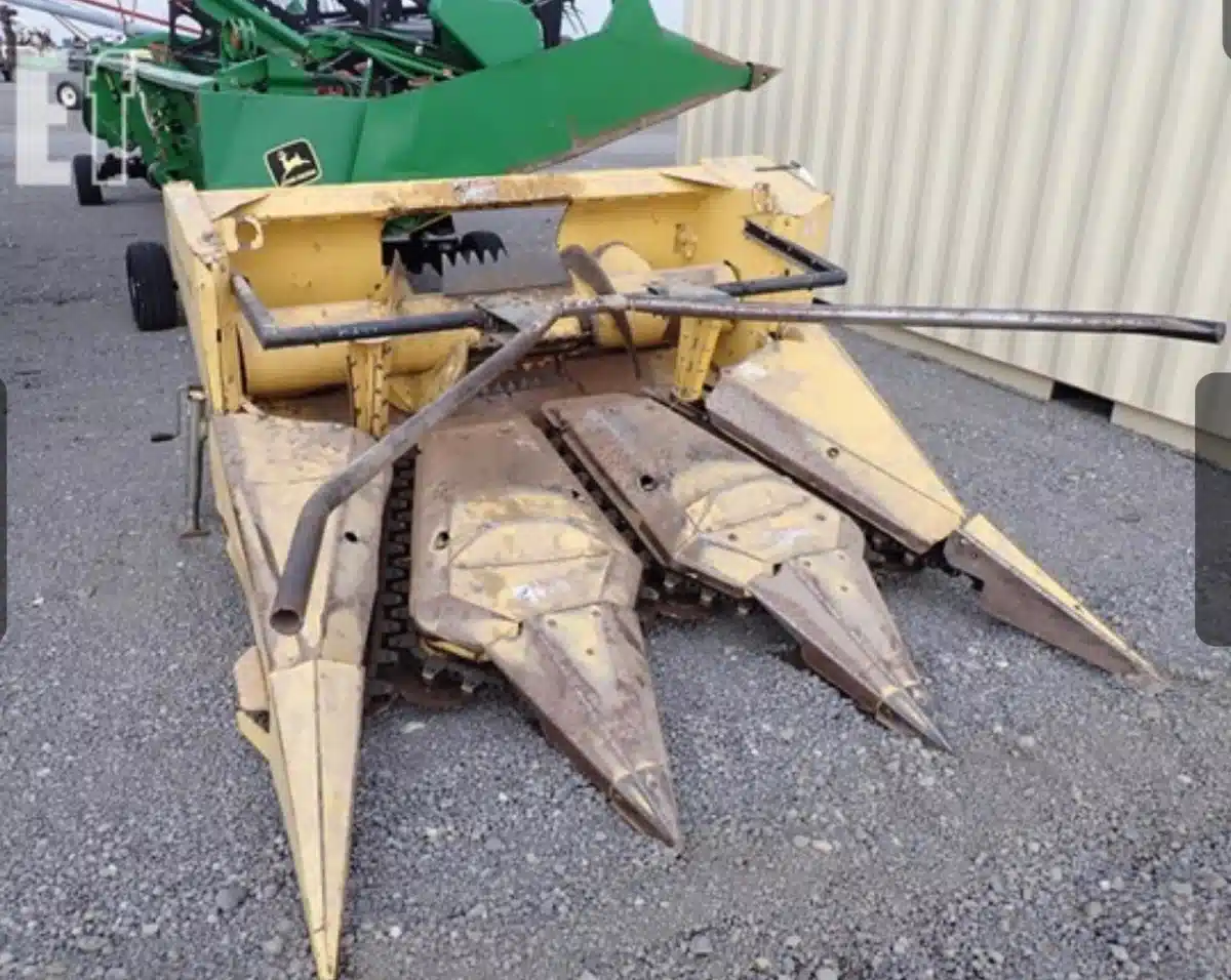 Gallery image 2 for New Holland 360N3 Header - Row Crop