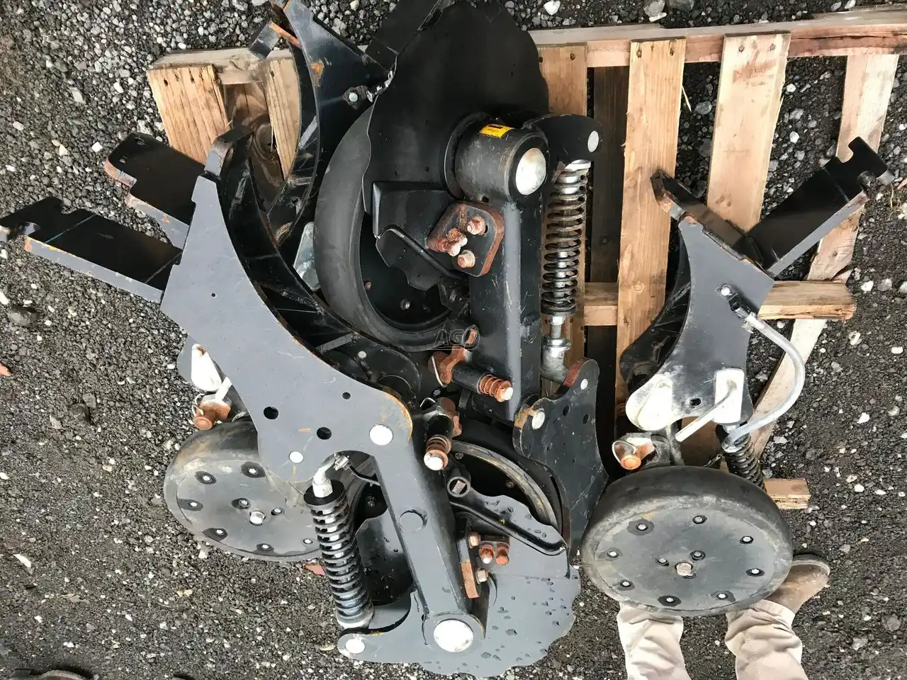 Gallery image 2 for Used 2014 Kinze 4900 Planter