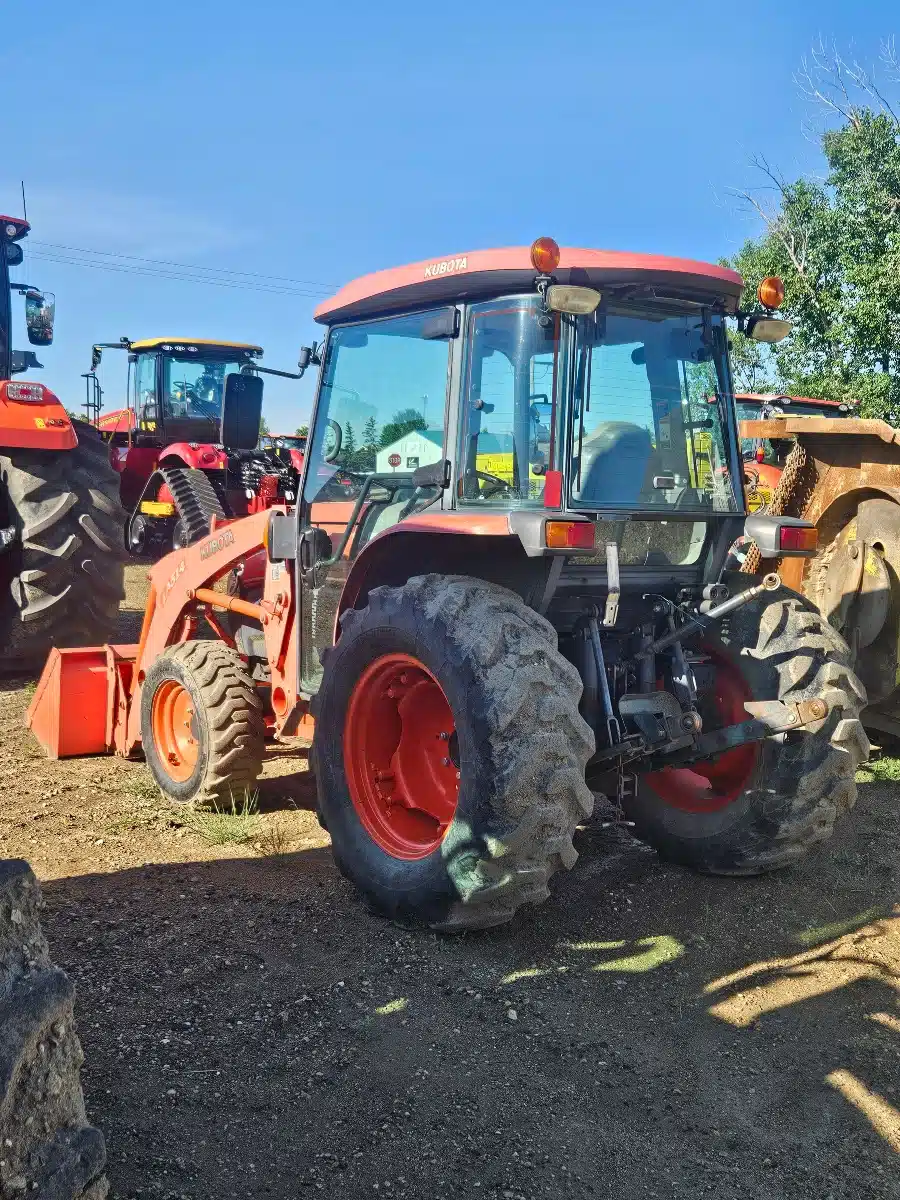 Gallery image 2 for Used 2009 Kubota L3240 Tractor