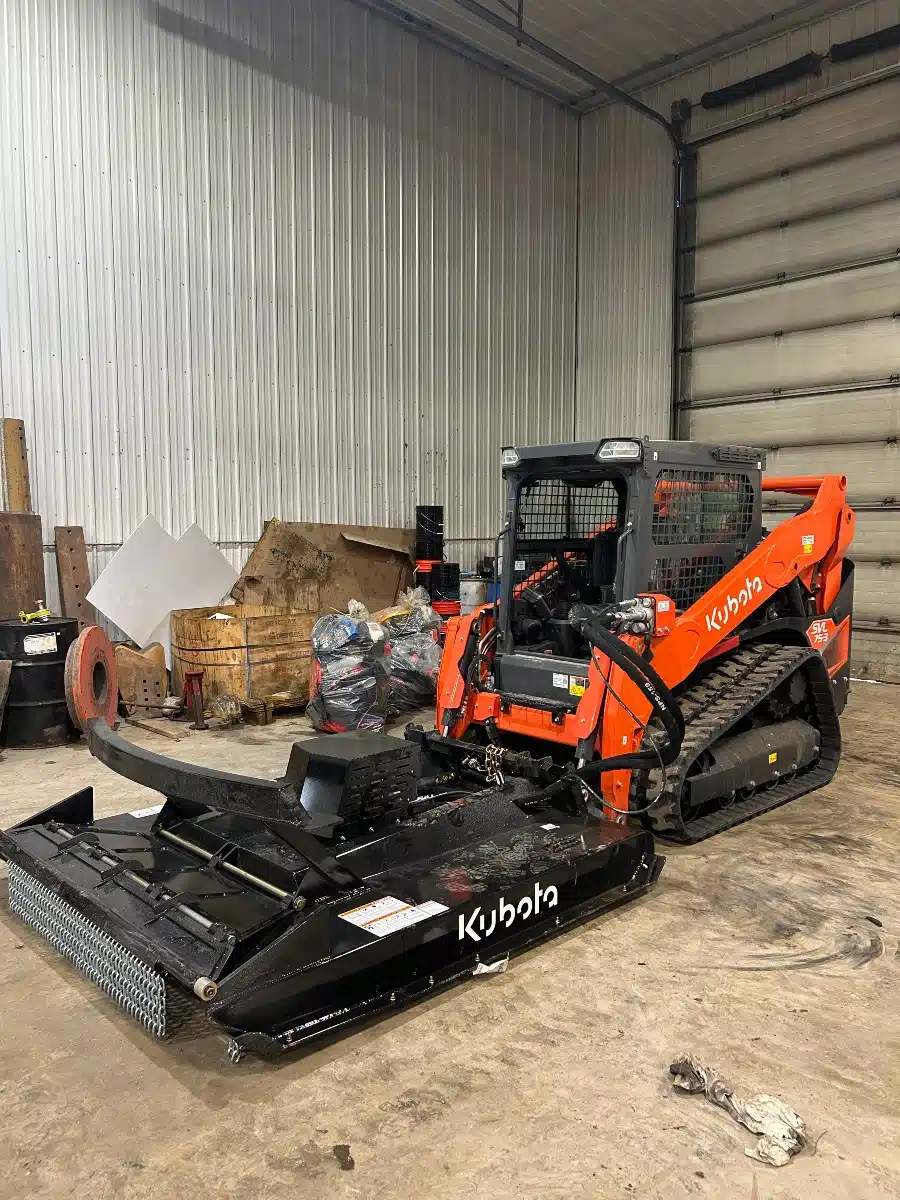 Gallery image 2 for 2025 Kubota SVL75-3 Skid Steer