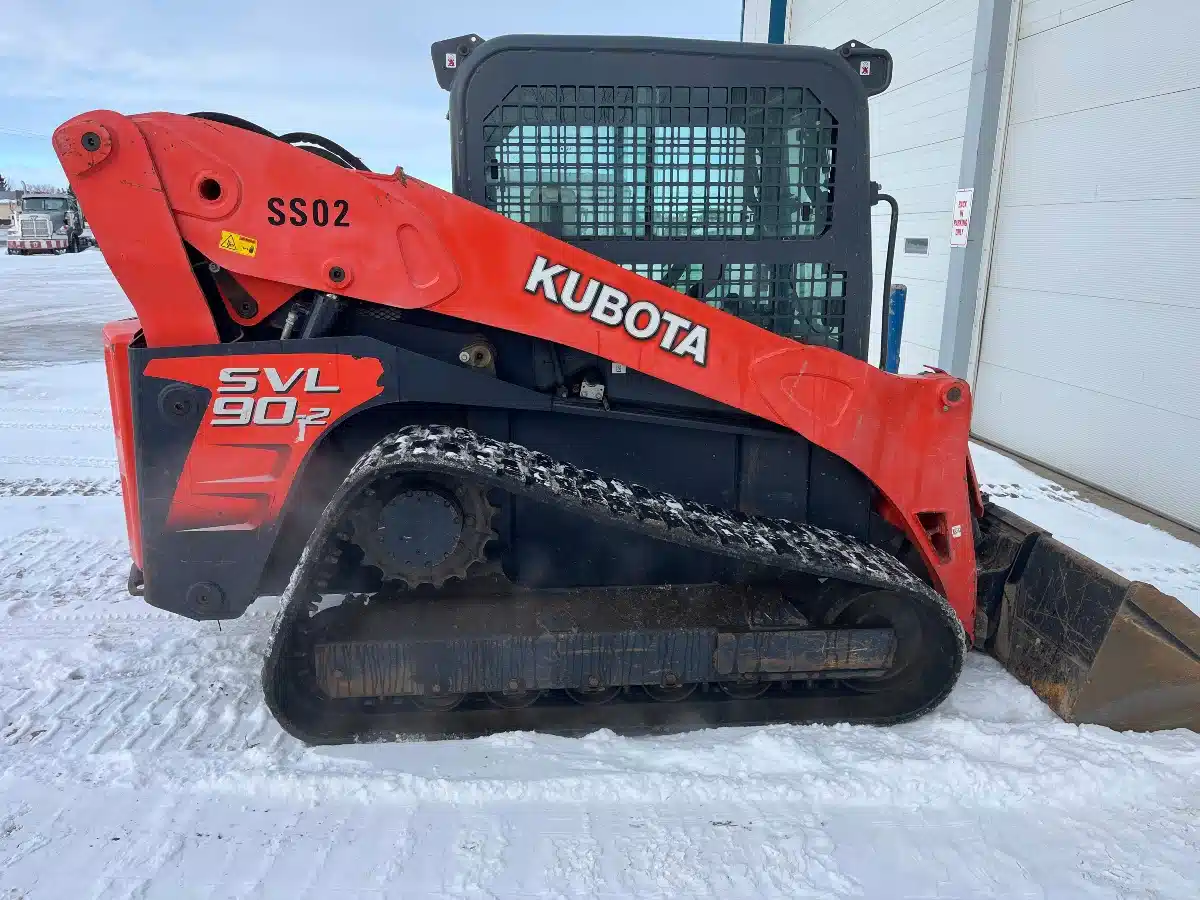 Gallery image 2 for 2013 Kubota SVL90-2 Track Loader