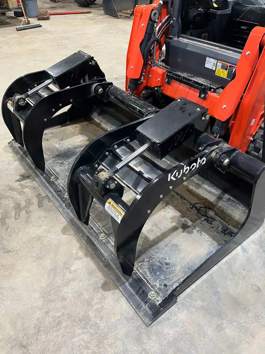 Gallery image 2 for 2025 Kubota SVL75-3 Skid Steer