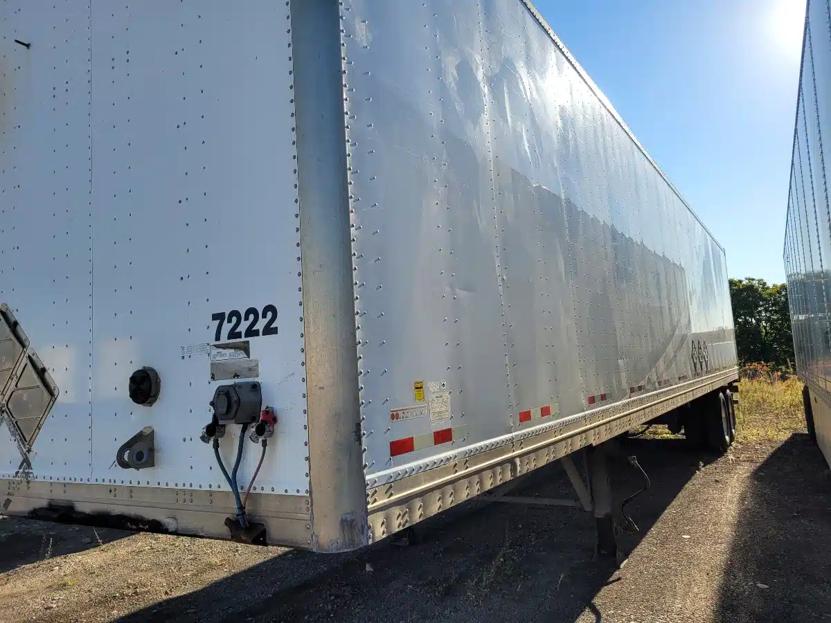 Gallery image 2 for 2015 Manac 53' dry Trailer - Van