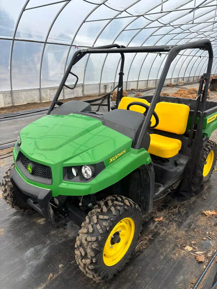 Photo de la Galerie 2 pour 2022 John Deere XUV 560E Véhicule utilitaire
