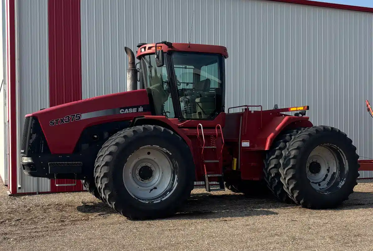 Gallery image 1 for Used 2005 Case IH STX375 Tractor