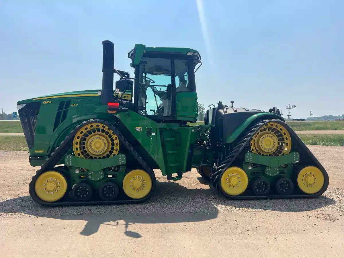 Gallery image 2 for Used 2023 John Deere 9RX 640 Tractor