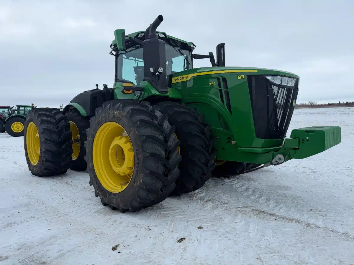 Gallery image 2 for 2024 John Deere 9R 640 Tractor