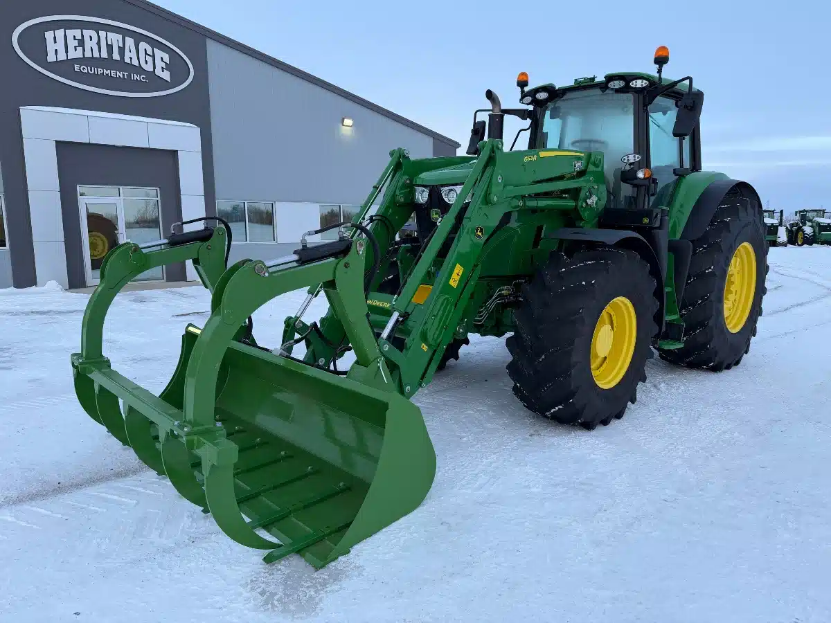 Gallery image 1 for 2025 John Deere 6M200 Tractor