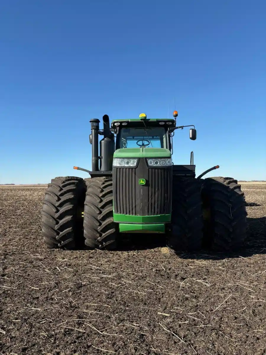 Gallery image 2 for Used 2014 John Deere 9510R Tractor