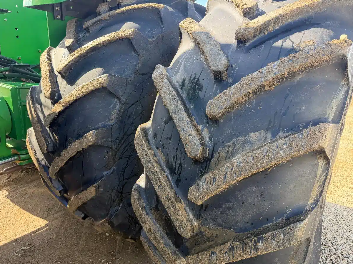 Gallery image 2 for 2014 John Deere 9560R Tractor