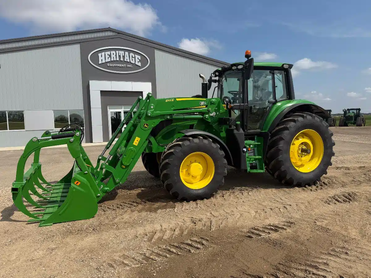 Photo de la Galerie 2 pour 2026 John Deere 6155M Tracteur
