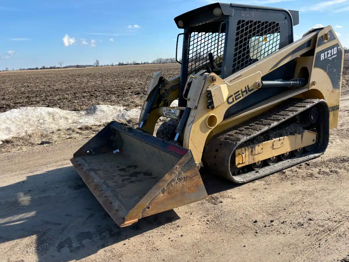 Gallery image 2 for Used 2012 Gehl RT210 Track Loader
