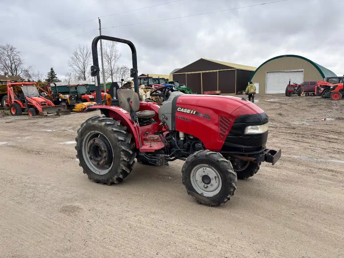 Gallery image 2 for Used 2015 Case IH FARMALL 35 Tractor
