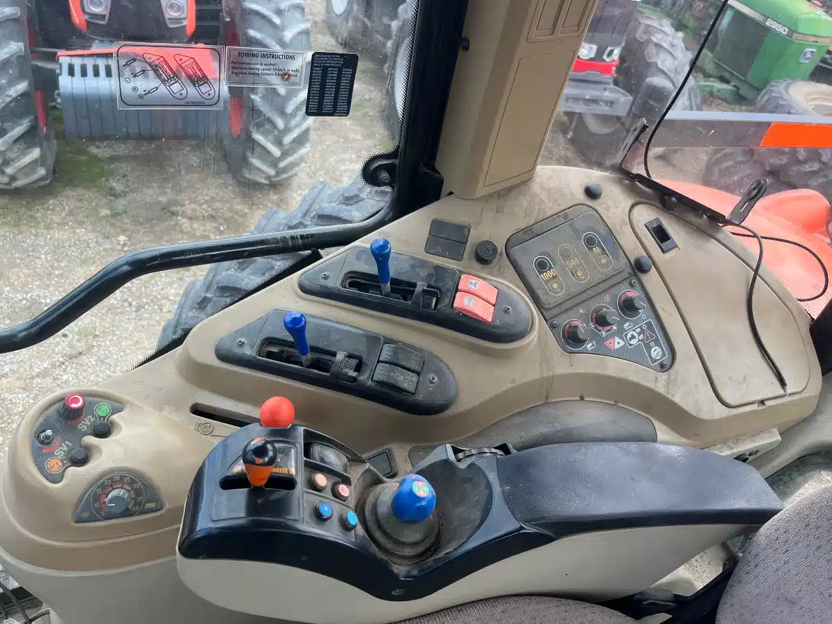 Gallery image 2 for Used 2005 Agco DT200A Tractor