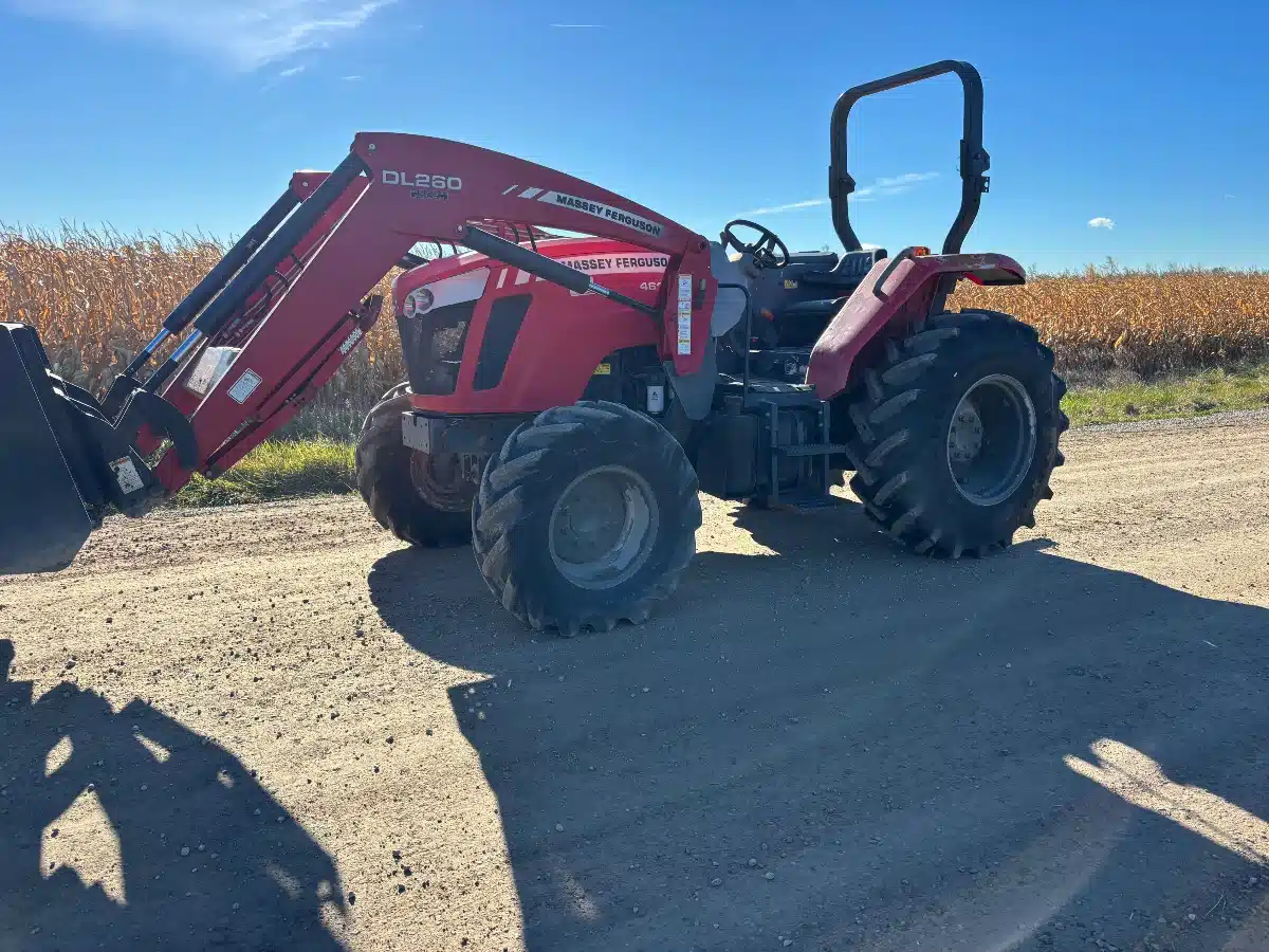 Gallery image 2 for Used 2015 Massey Ferguson 4610 Tractor