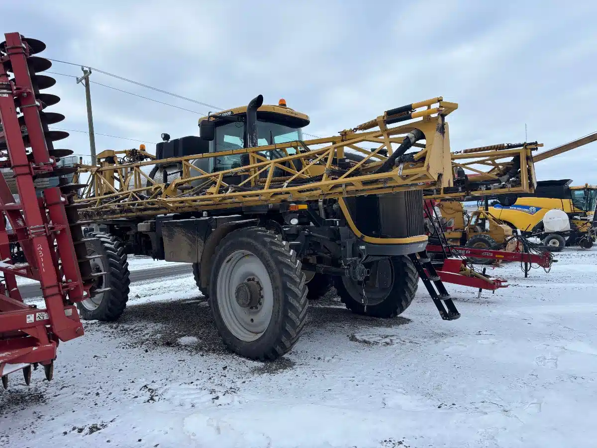 Gallery image 1 for Used 2017 RoGator RG1100B Spreader - Fertilizer