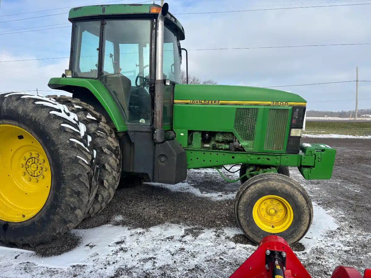 Gallery image 1 for 1996 John Deere 7800 Tractor