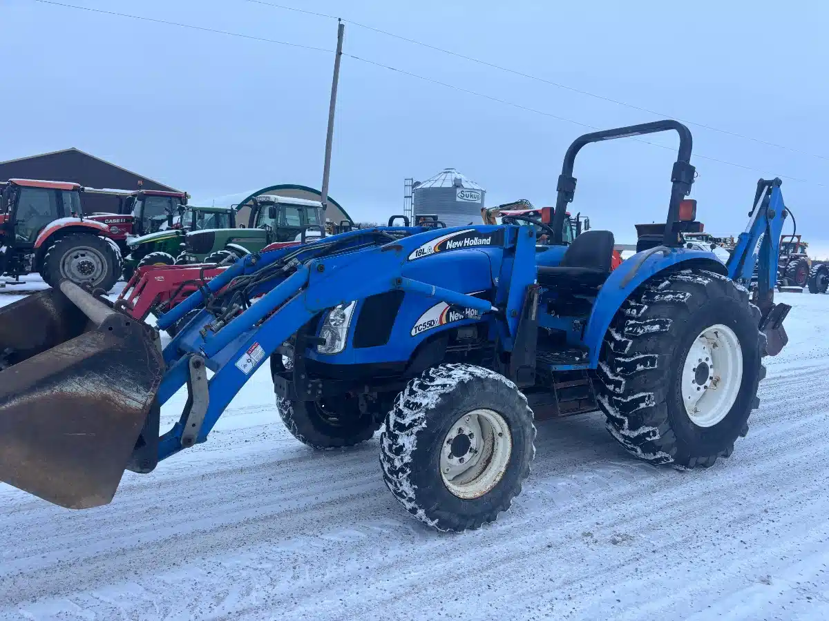 Gallery image 1 for 2003 New Holland TC55D Tractor