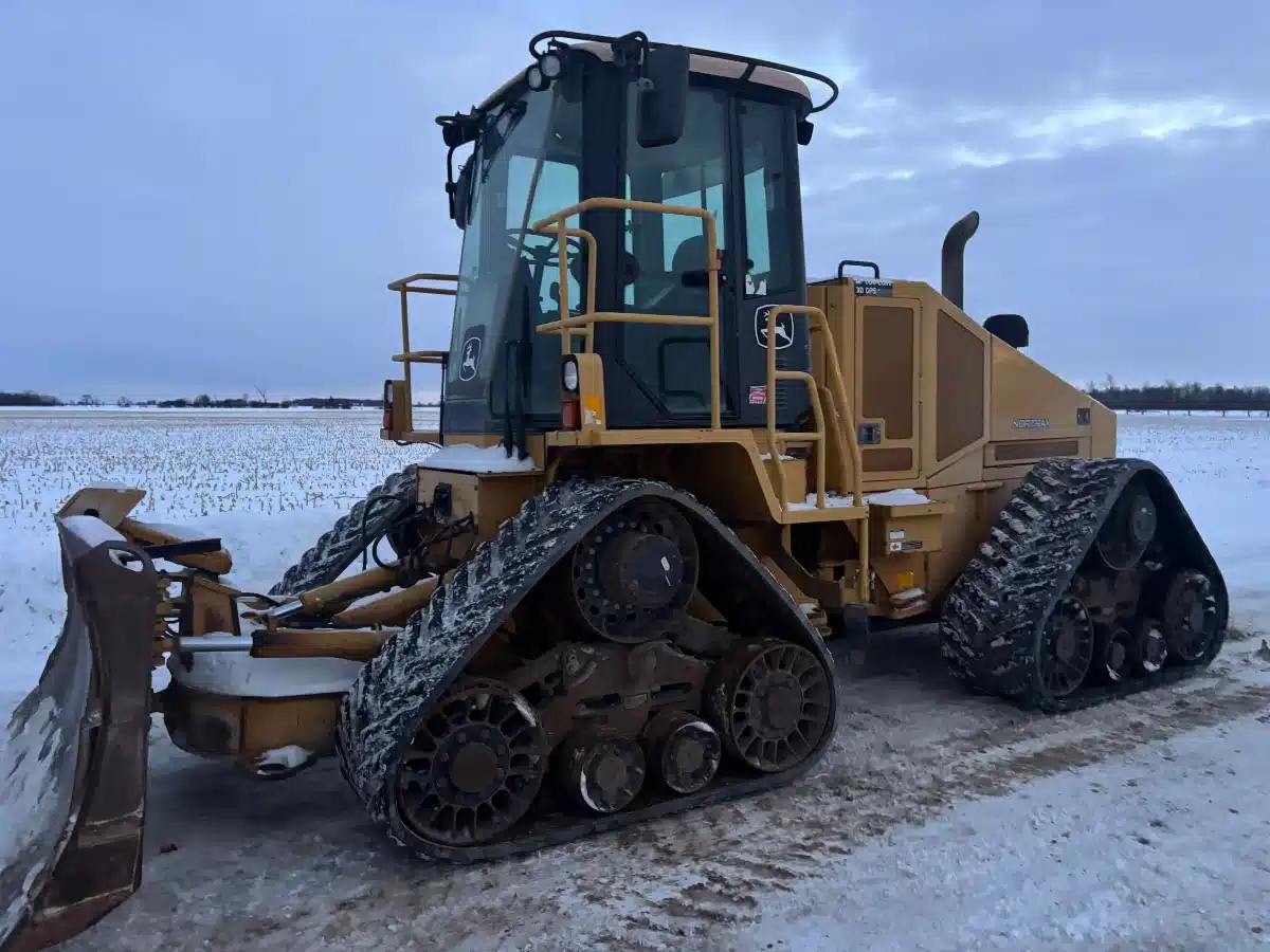 Gallery image 2 for 2015 DEERE 764H