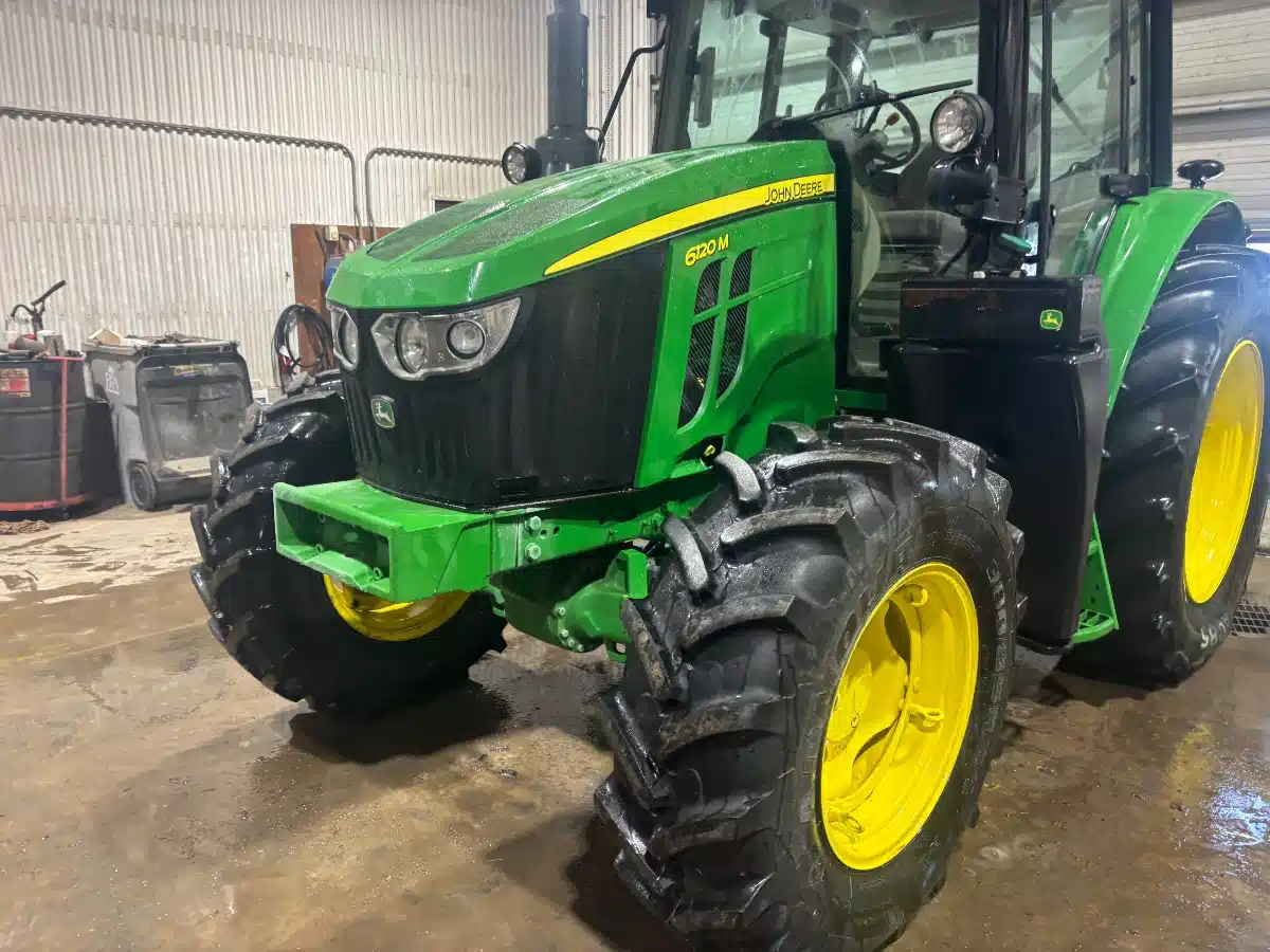 Gallery image 2 for 2020 John Deere 6120M Tractor