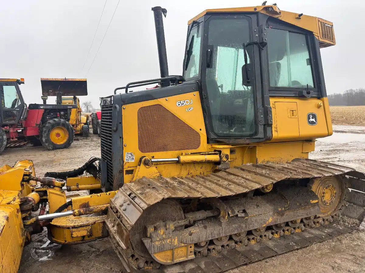 Gallery image 2 for 2010 DEERE 650J Dozer
