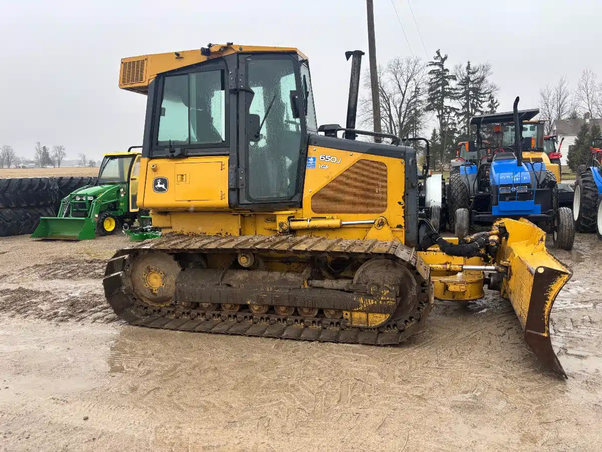 2010 DEERE 650J Dozer