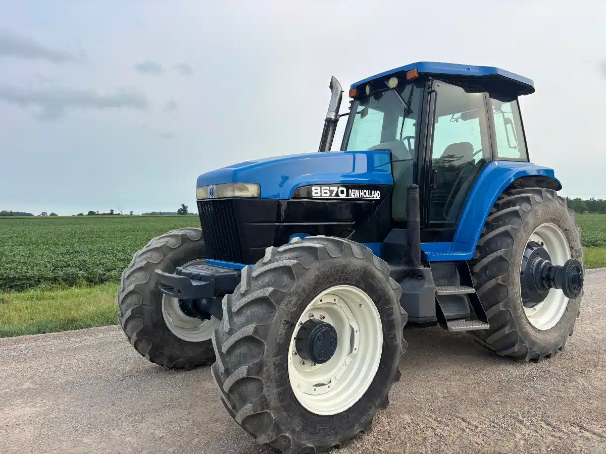 Gallery image 2 for 1997 New Holland 8670 Tractor