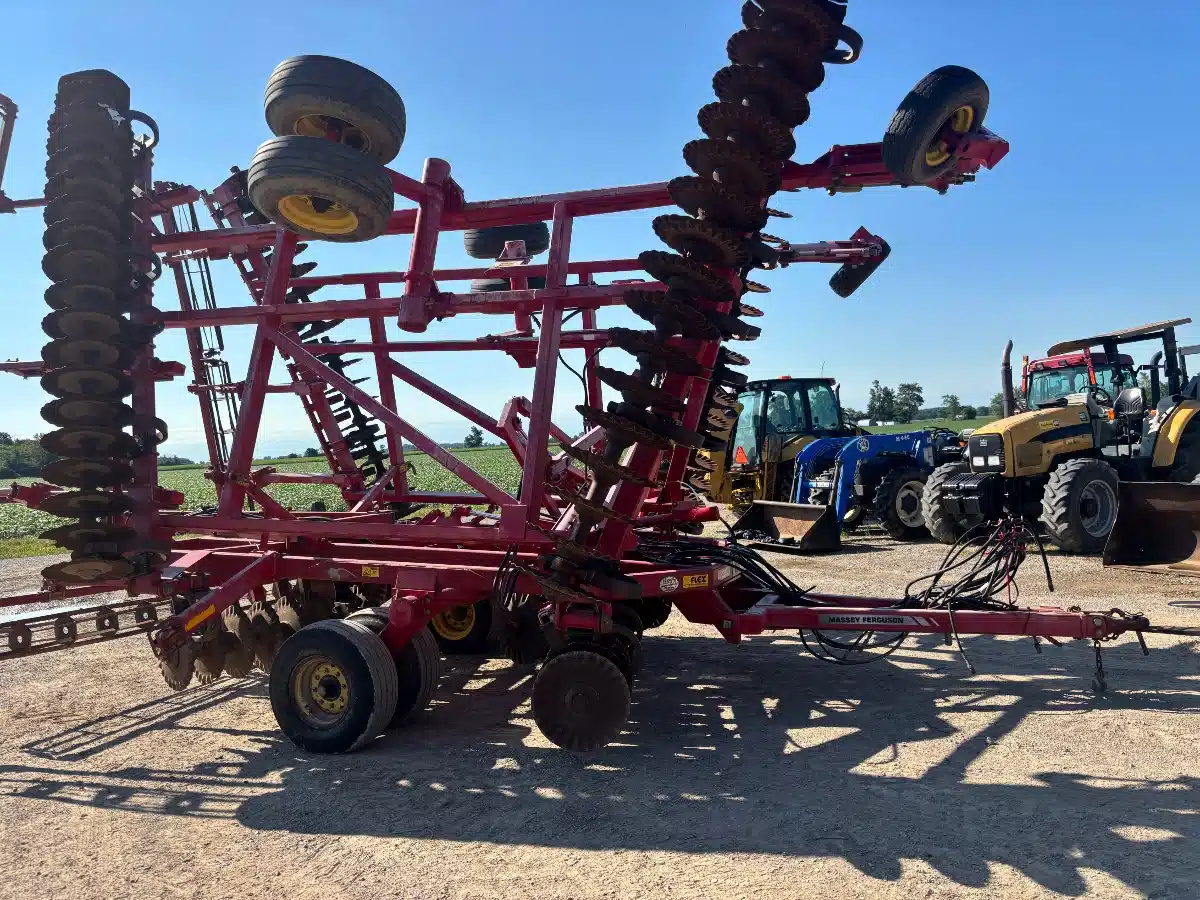 Gallery image 2 for 2014 Sunflower 6630 Vertical Tillage