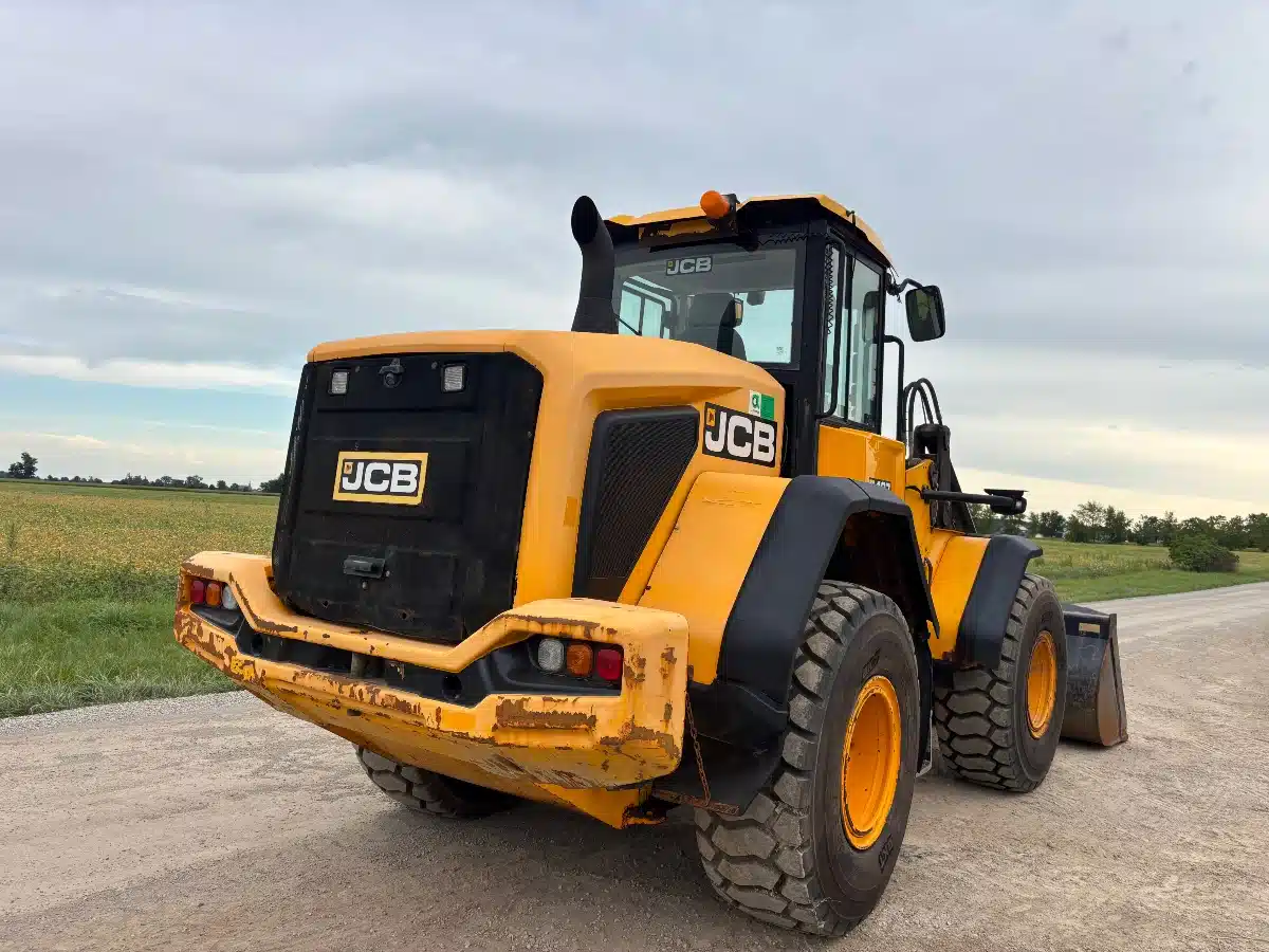 Gallery image 2 for 2017 JCB 427 Wheel Loader