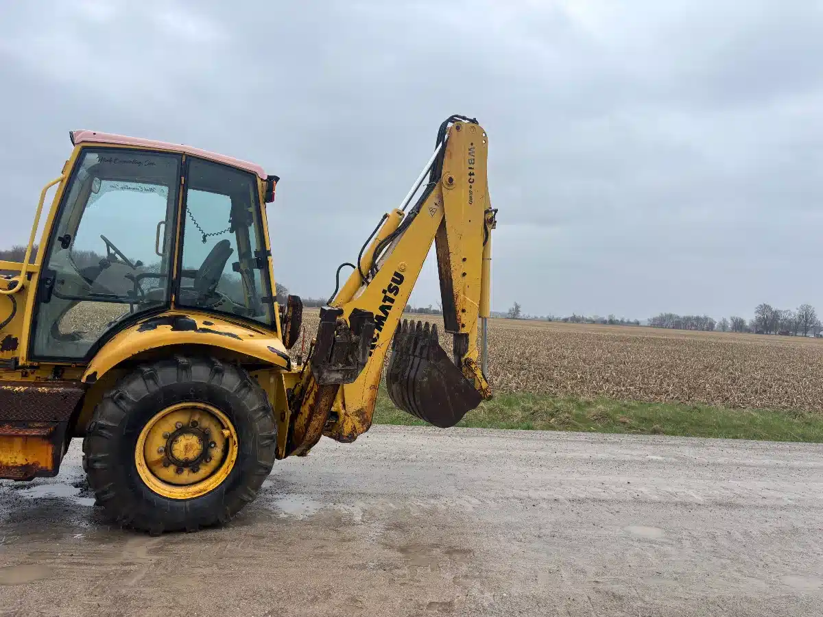 Gallery image 2 for 2016 Komatsu WB140-2 Backhoe Loader